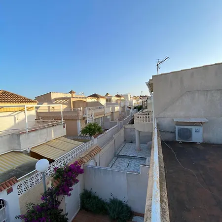 Modern In Altos