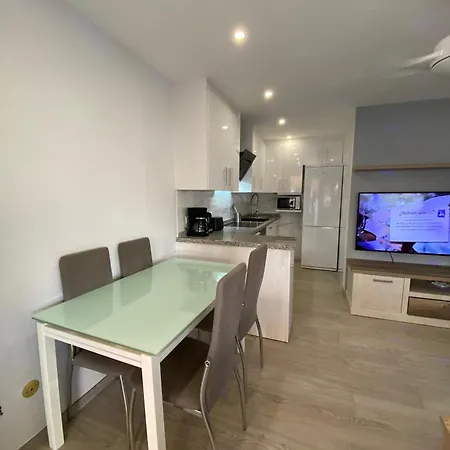 Modern In Altos